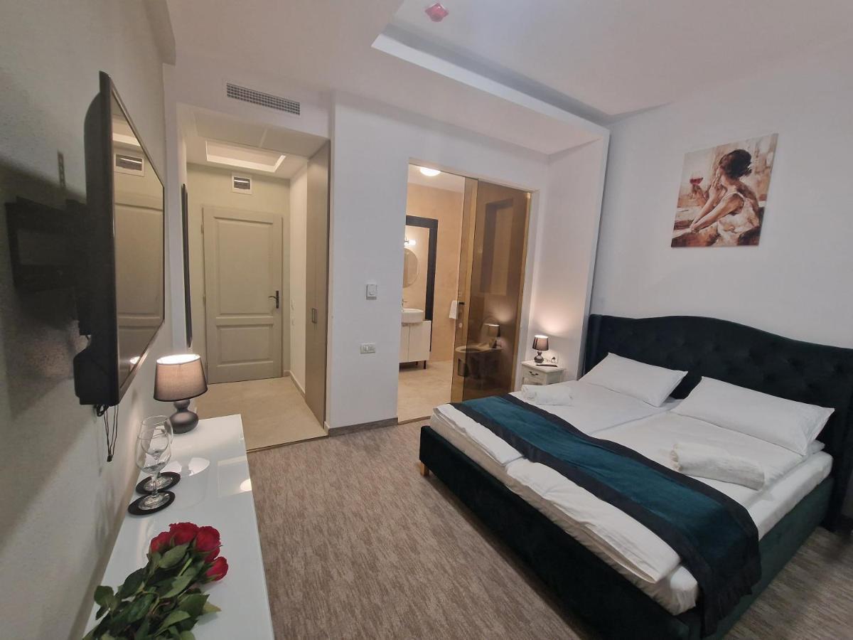 Art'S Luxury Boutique Hotel Орадеа Екстериор снимка