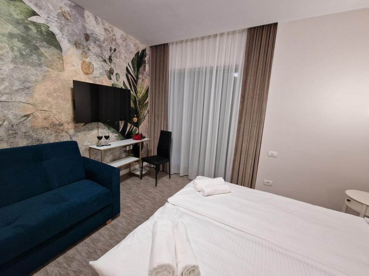 Art'S Luxury Boutique Hotel Орадеа Екстериор снимка