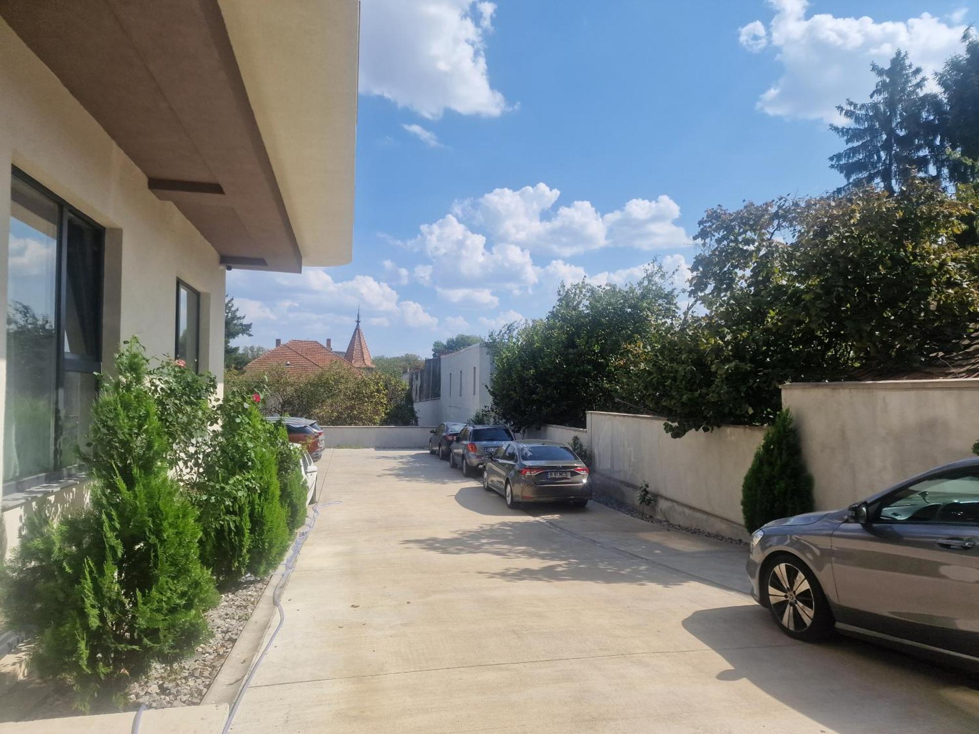 Art'S Luxury Boutique Hotel Орадеа Екстериор снимка